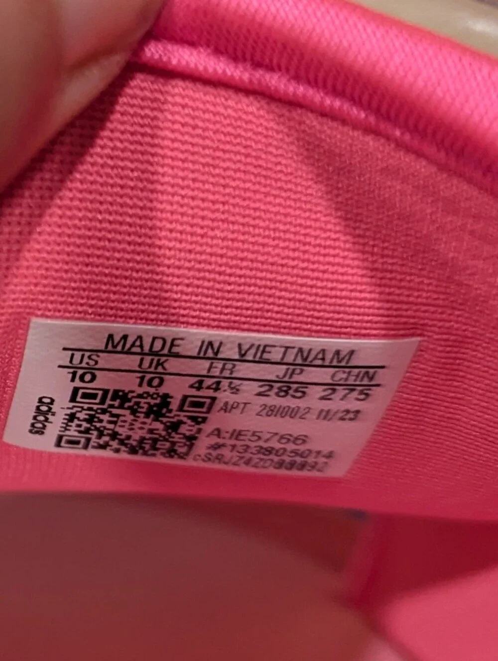 Adidas Pink Slide Sandals That Look Like A Pool Float